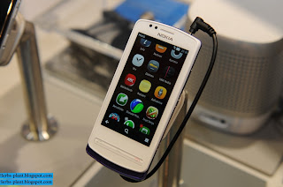 Nokia 700 - صور موبايل نوكيا 700 Nokia 700 - صور موبايل نوكيا 700