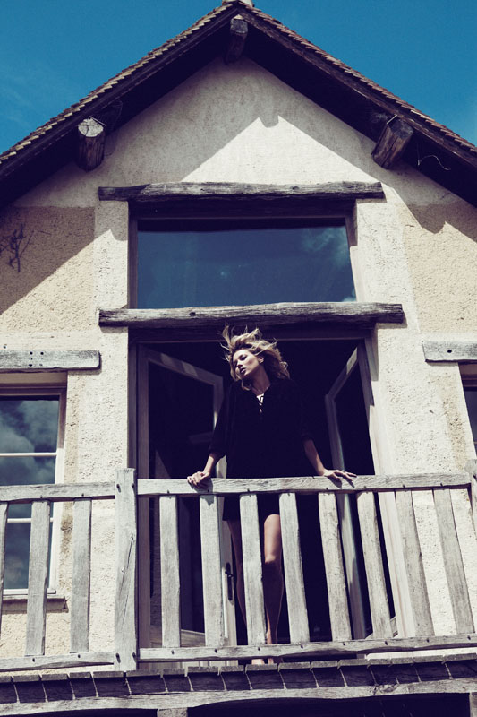 Kate Moss for ELLE France September 2011 by Sonia Sieff Kate Moss for ELLE France September 2011 by Sonia Sieff