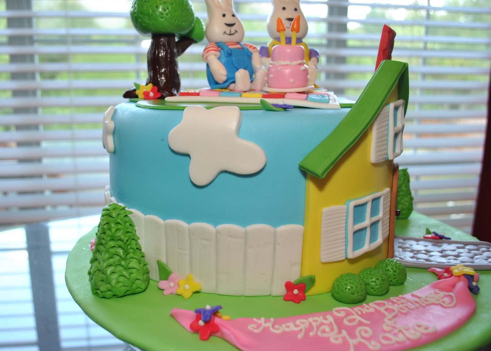Hope�s Sweet Cakes Fire Truck Cake and Max and Ruby