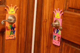 teaching reading doorknob name tags