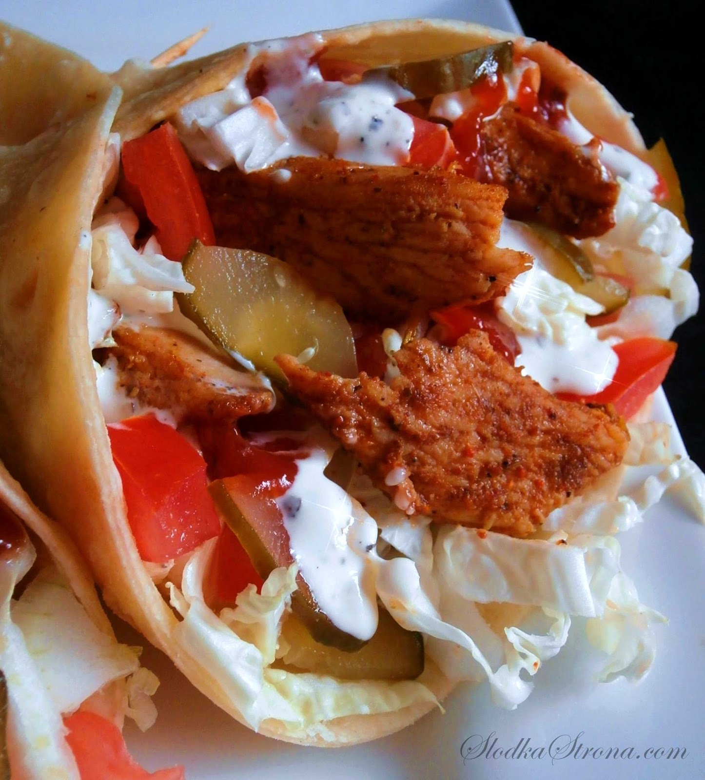 Kebab w Tortilli z Kurczakiem - Przepis - Słodka Strona