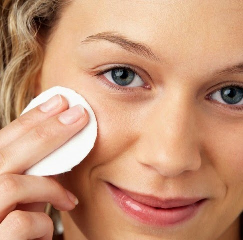 Jenis Bedak Pemutih Wajah Aman