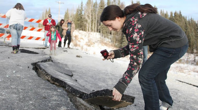Southern Alaska experienced a powerful 7.1 magnitude earthquake! Southern Alaska experienced a powerful 7.1 magnitude earthquake!
