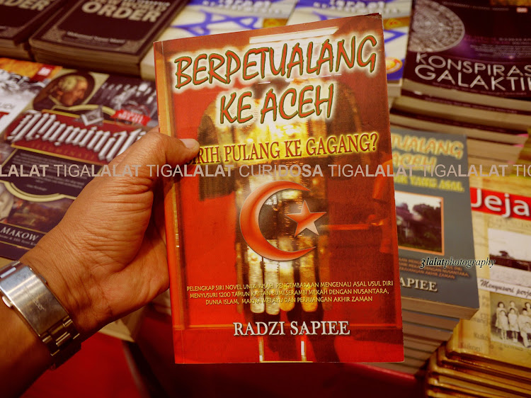 buku Berpetualang ke Aceh, sirih pulang ke gagang?