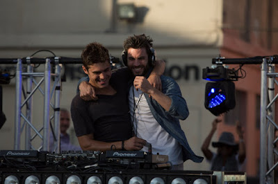 Image of Wes Bentley and Zac Efron in We Are Your Friends