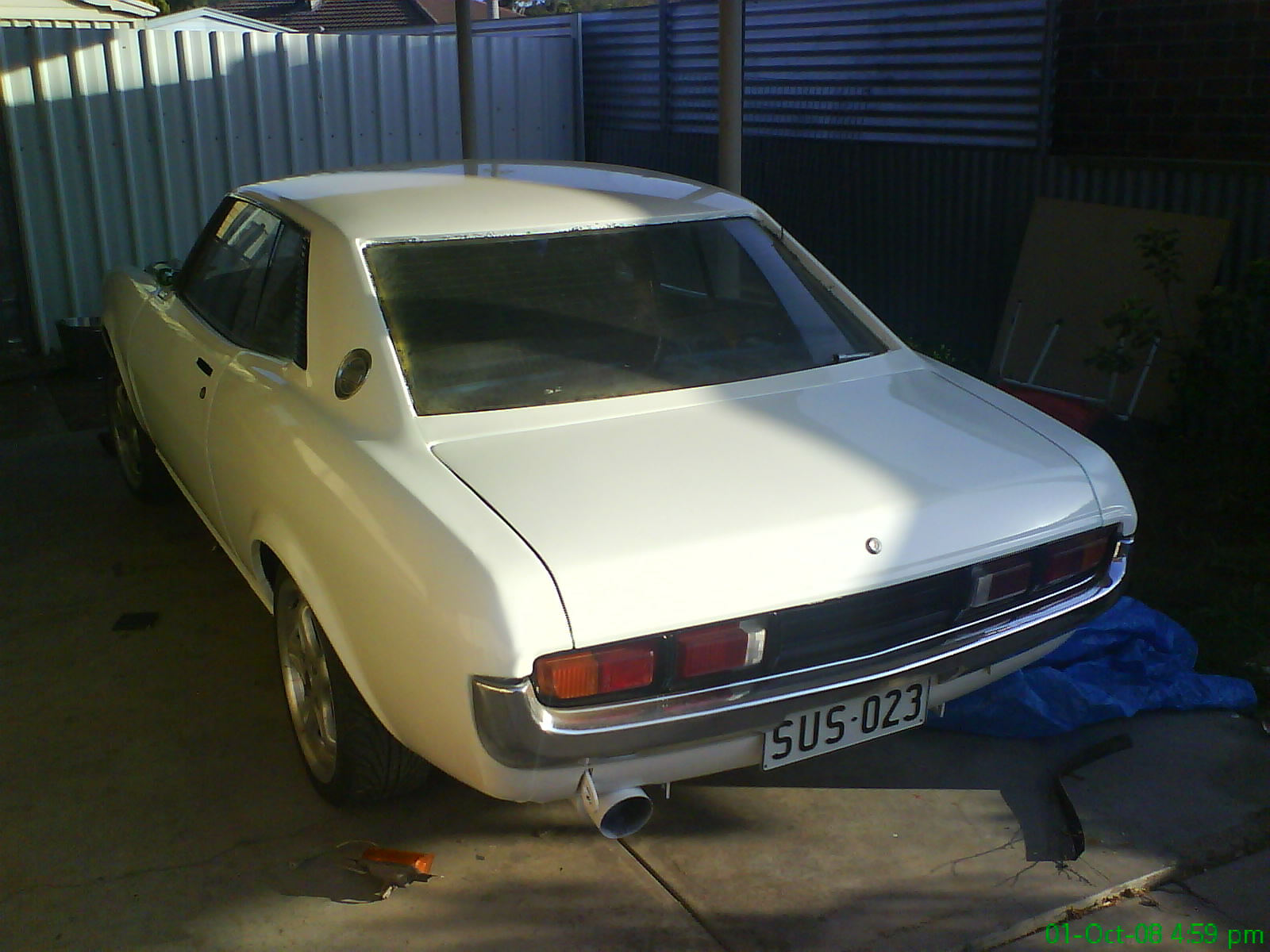 http://4.bp.blogspot.com/-8P-o9QKDCRs/Tkw3PhtR8pI/AAAAAAAABaQ/B2TXUUYELwU/s1600/1976-toyota-celica-gt-coupe-pic-20069.jpeg