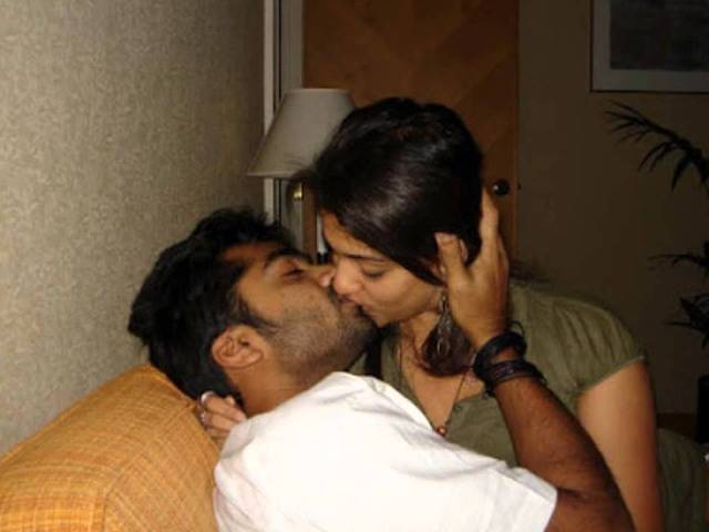 Nayanthara and Simbu lip locks Kiss Photo ~ actors and actress