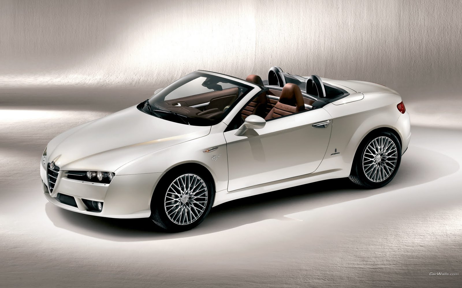 http://4.bp.blogspot.com/-8PUBubtlk6A/Td5YYm3zWnI/AAAAAAAAAs8/yr19DznF2f4/s1600/Alfa-R_spider_147_1920x1200.jpg