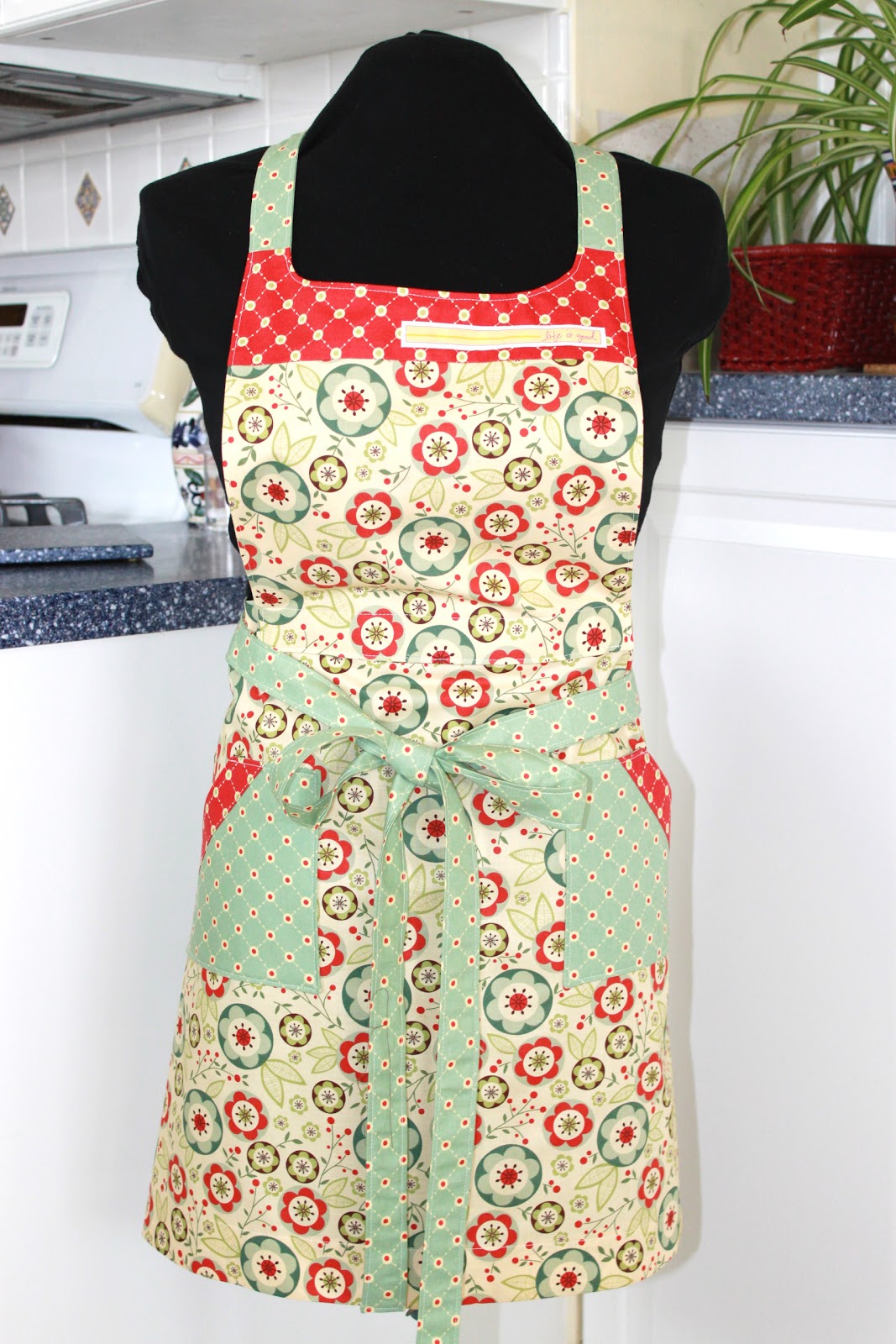 Sew Much 2 Luv My Early Bird Apron )