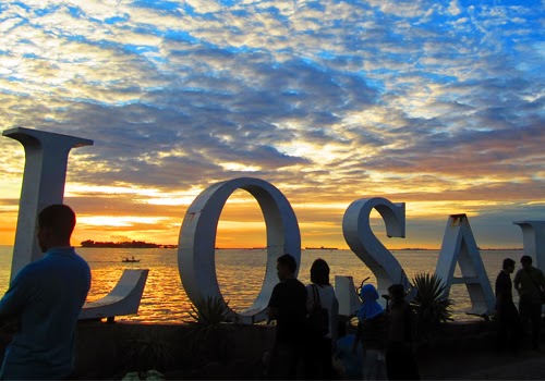 Pantai Losari Makassar Tempat Menikmati Keindahan Sunset Pantai Losari Makassar