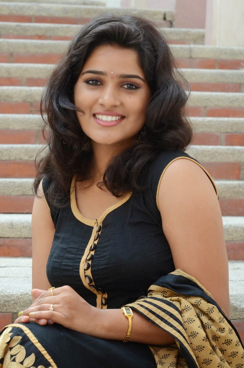 New Actress Monisha Latest Glamorous Photos - HD Latest Tamil Actress
