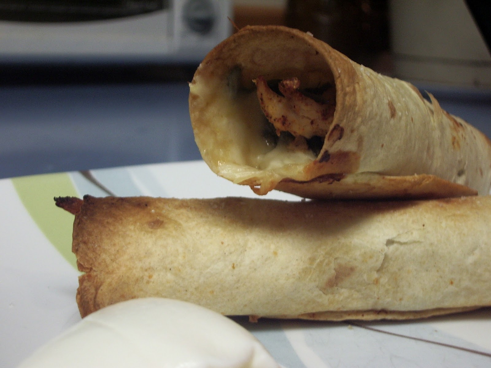 KitchenJoy Baked Chicken and Spinach Flautas