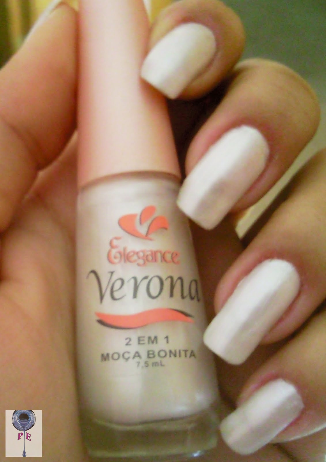 Moça bonita Verona + Nail Art Puro Esmalte