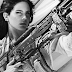 Album Review: Lana Del Rey continua bem triste, mas nunca esteve tão livre quanto em “Honeymoon”, a mais triste das luas de mel