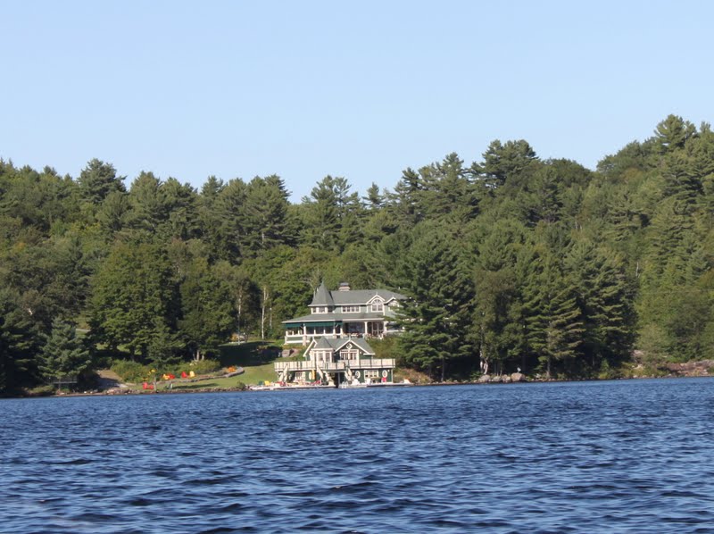 goldie hawn kurt russell lake rosseau