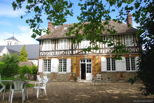aliciasivert, alicia sivertsson, frankrike, france, normandy, normandie, hus, house, garden, trädgård, la saussaye