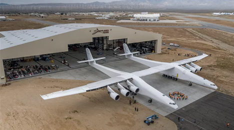 Microsoft co-founder unveils world's biggest plane