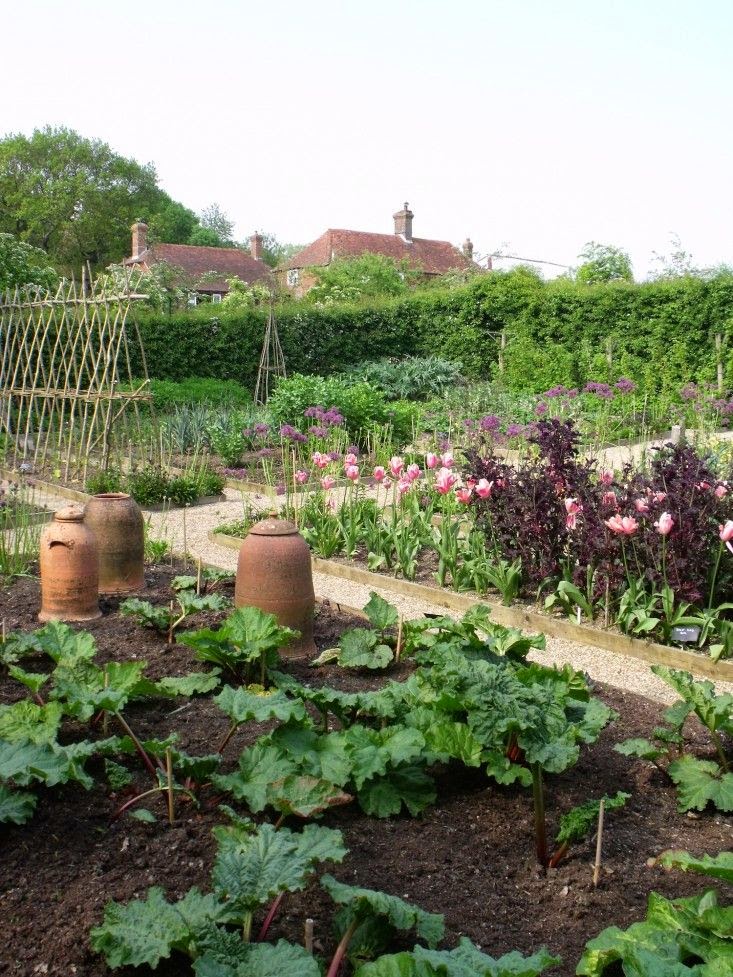 Farm Garden | A Collection of Photos