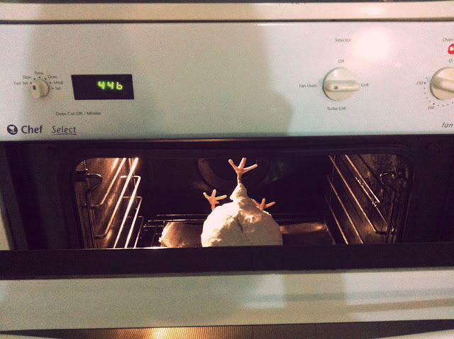 3 legged chicken in my oven, please don't do this at home :)