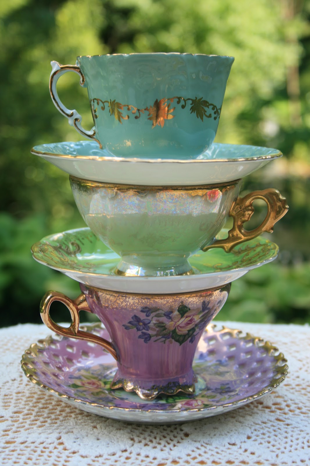 Beautiful teacups Tea cups, Teapots and cups, Tea pots