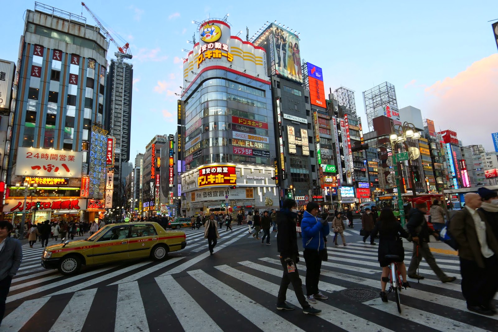 Look at these pedestrian lines crossing which guide the pedestrians to cross horizontally, vertically or diagonally once the pedestrian light turns green in Japan Look at these pedestrian lines crossing which guide the pedestrians to cross horizontally, vertically or diagonally once the pedestrian light turns green in Japan