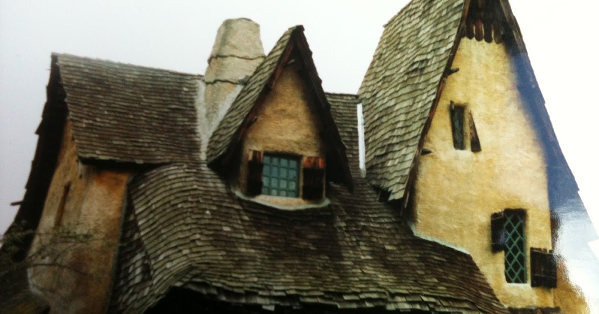 CelebrityGlam View the Hocus Pocus House