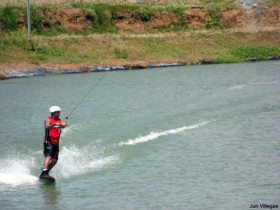 Smart Backpacker Wakeboarding in the Philippines