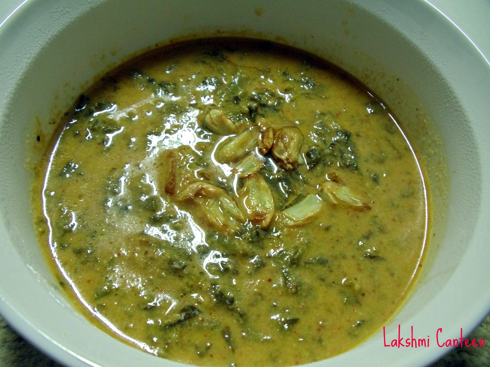 Lakshmi Canteen Vaali Bendhi (Malabar Spinach Curry)