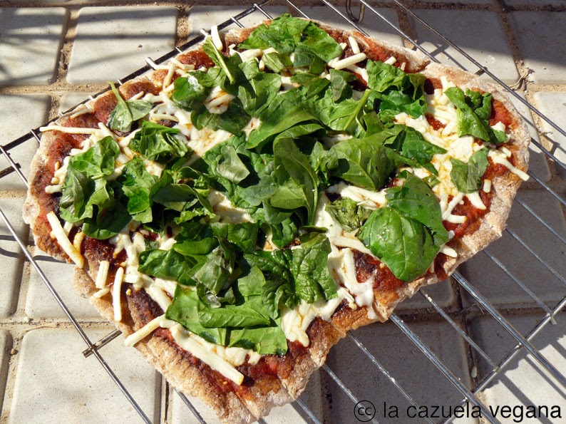 despensa gravada pizza de espelta a la brasa la cazuela vegana despensa gravada pizza de espelta a la brasa la cazuela vegana