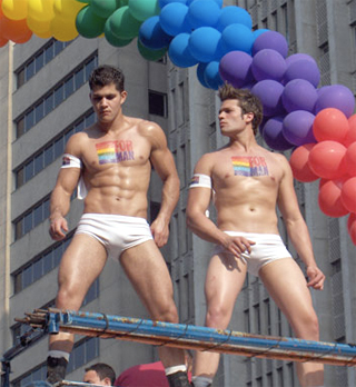 manny gay male escorts from Alfredo family means gay