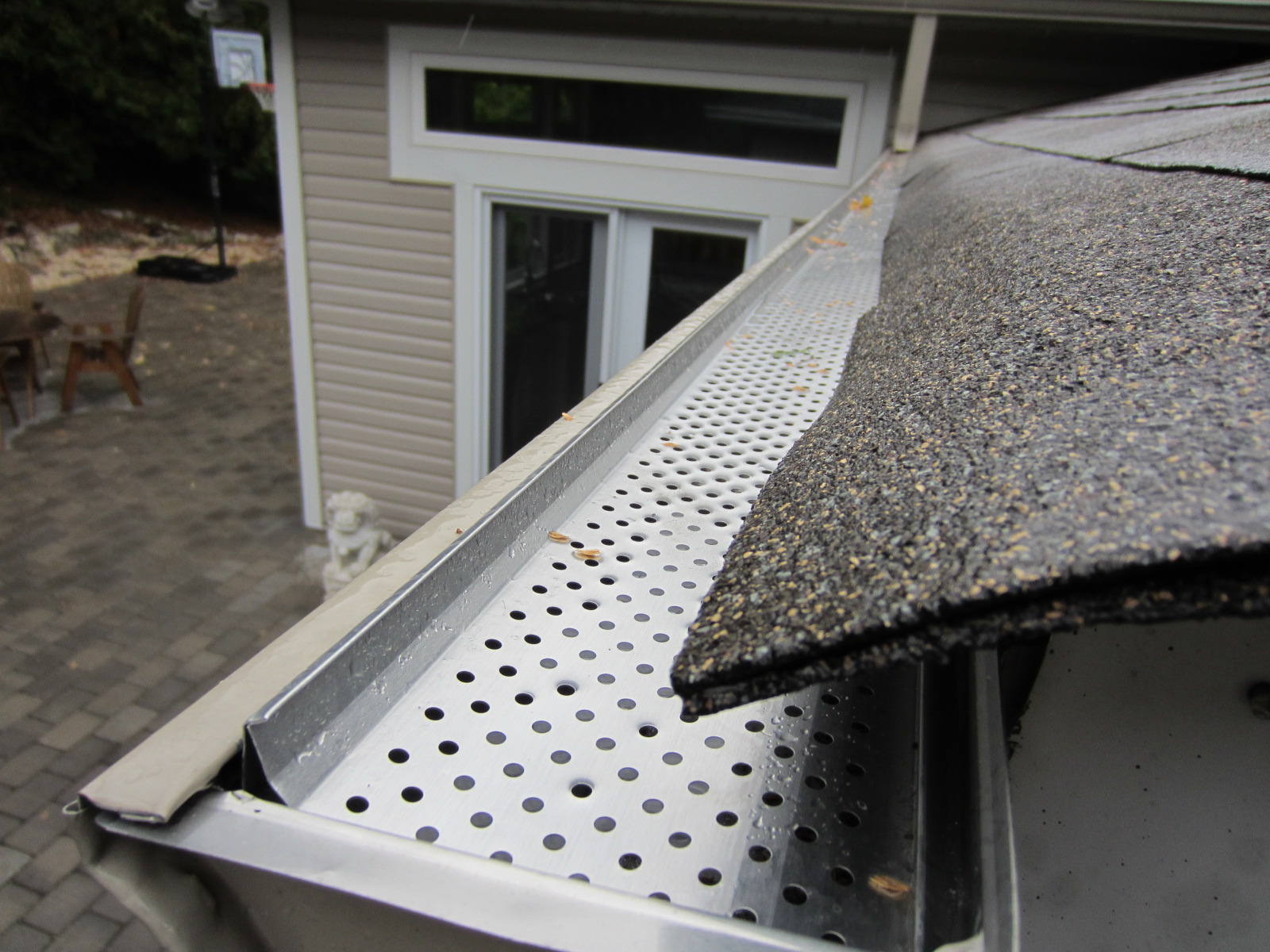 Toronto Eavestroughing DIY Clip N Guard Leaf Protection