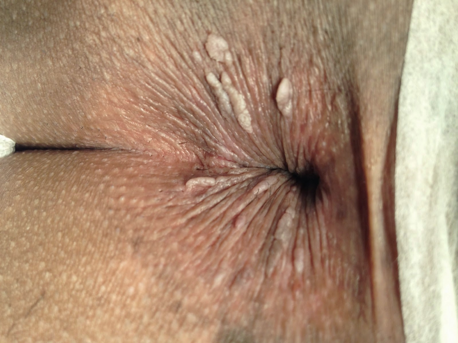 penis exposed in hollywood movie neo natle vagina