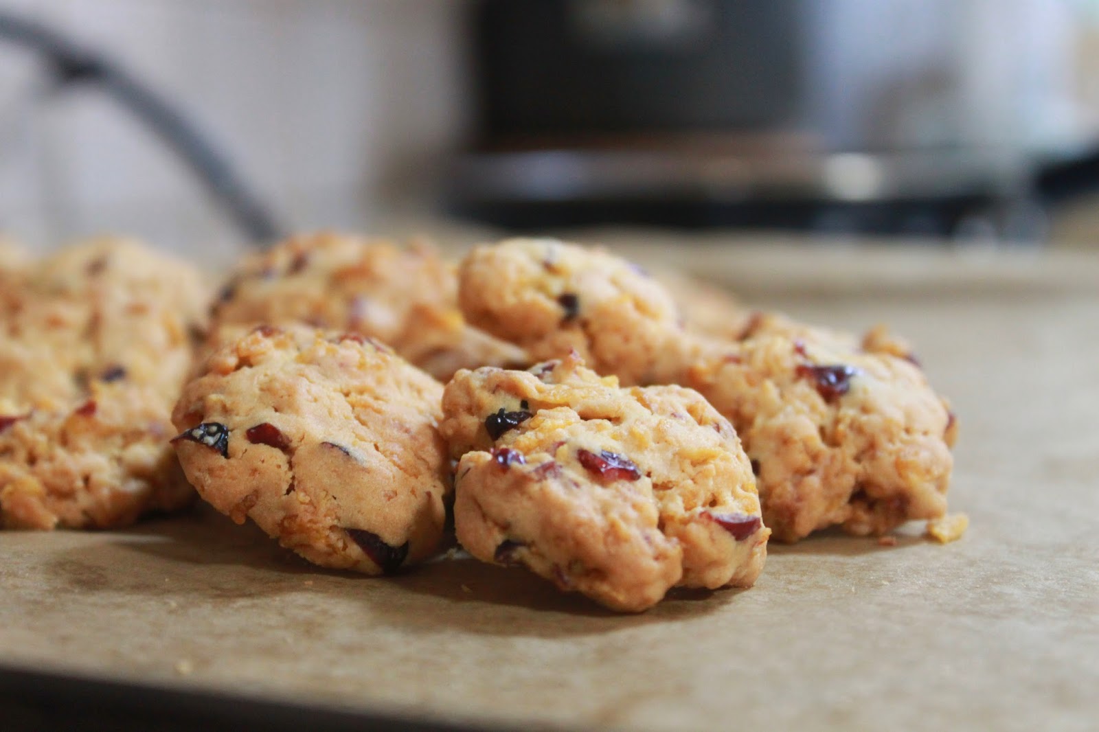 Wen's Delight: Cranberry Cornflakes Cookies