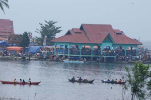 balap perahu