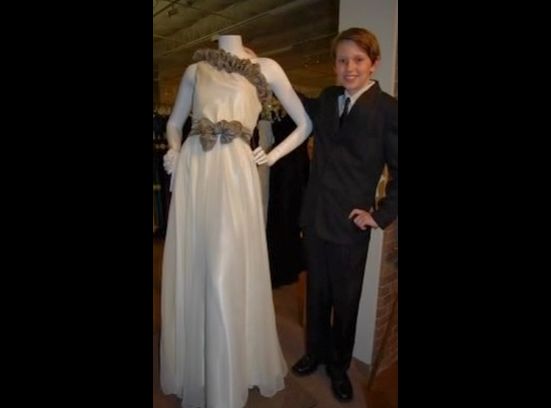 fashion designer for
