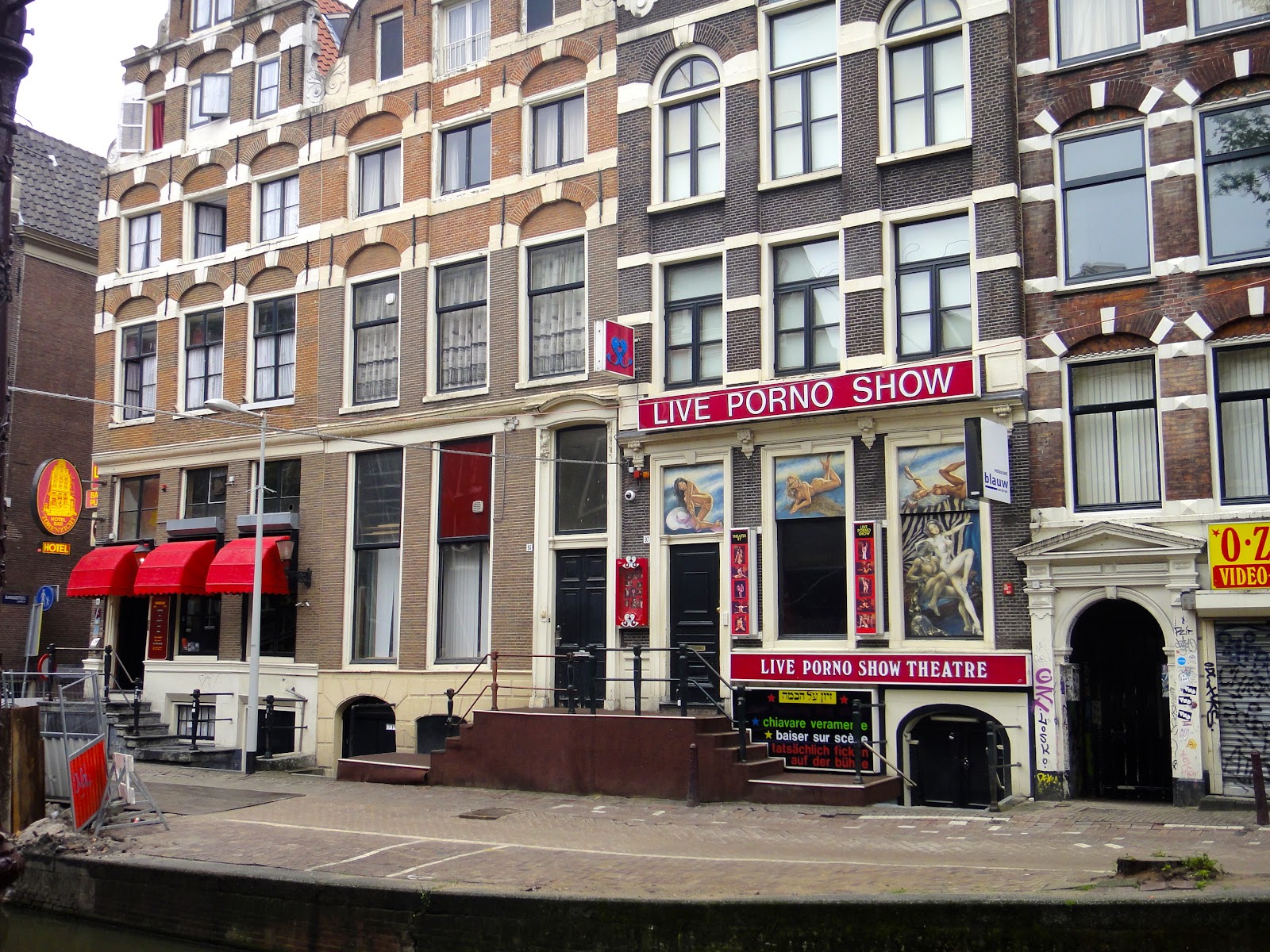 Red Light District Amsterdam, The Rossebuurt Wanderlusting Wannabe