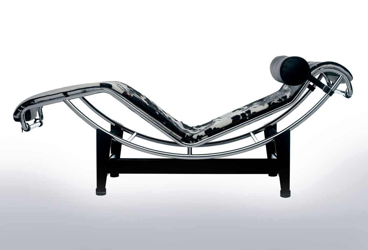 MUEBLES CON HISTORIA CHAISE LONGUE DE LE CORBUSIER María Rodríguez