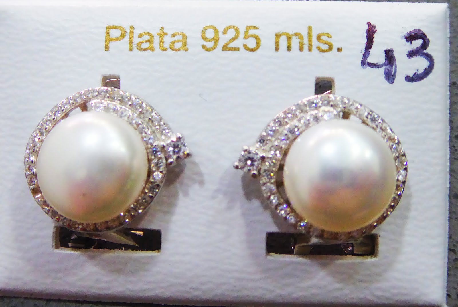 Pendientes de plata cierre Omega