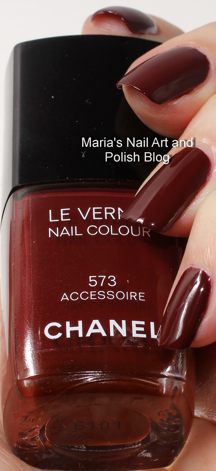 Marias Nail Art and Polish Blog Chanel Accessoire 573 swatches