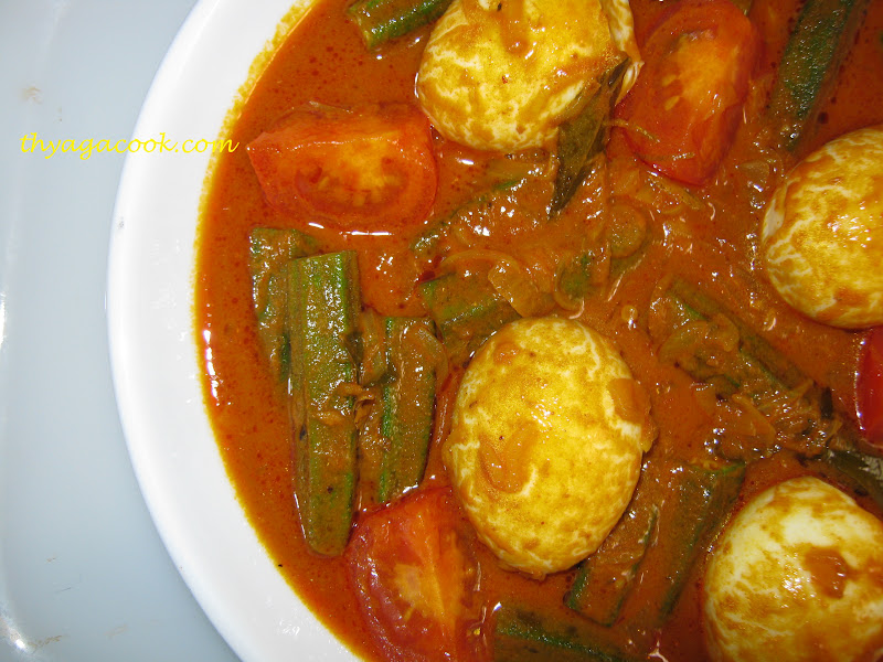 KARI LEAFS Malaysian flavour's: EGG CURRY