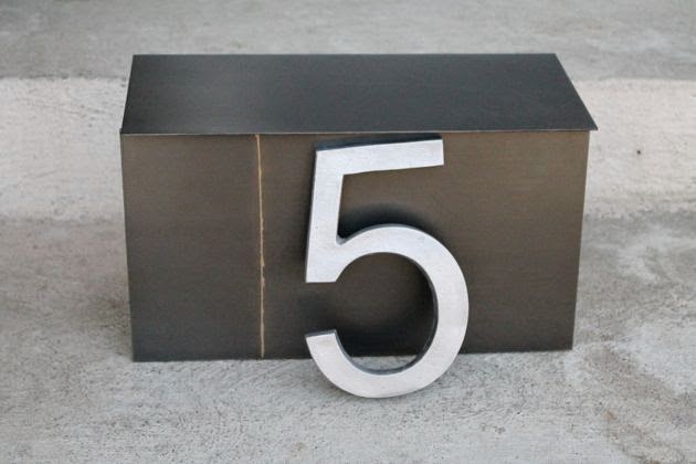 house number and mailbox, CB2