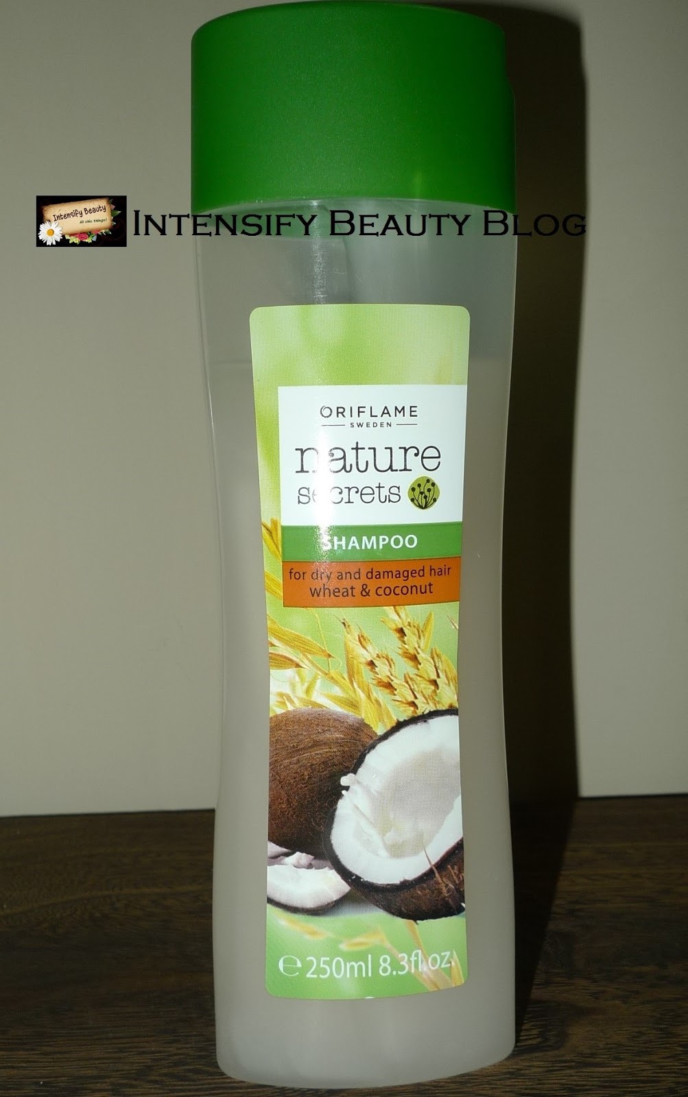 Review Oriflame nature Secrets Shampoo and Conditioner Myra Voices!