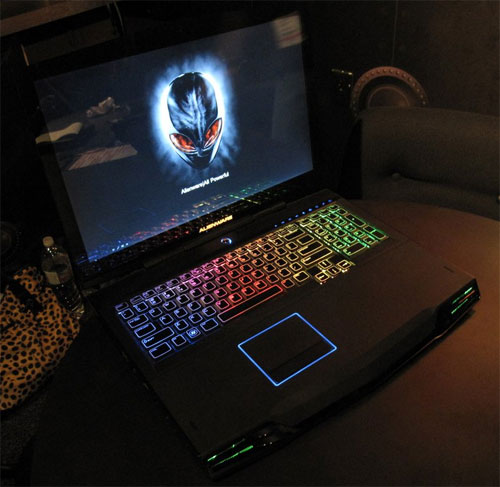 Alienware%2BLaptop%2Bm17x%2B%252810%2529.jpg