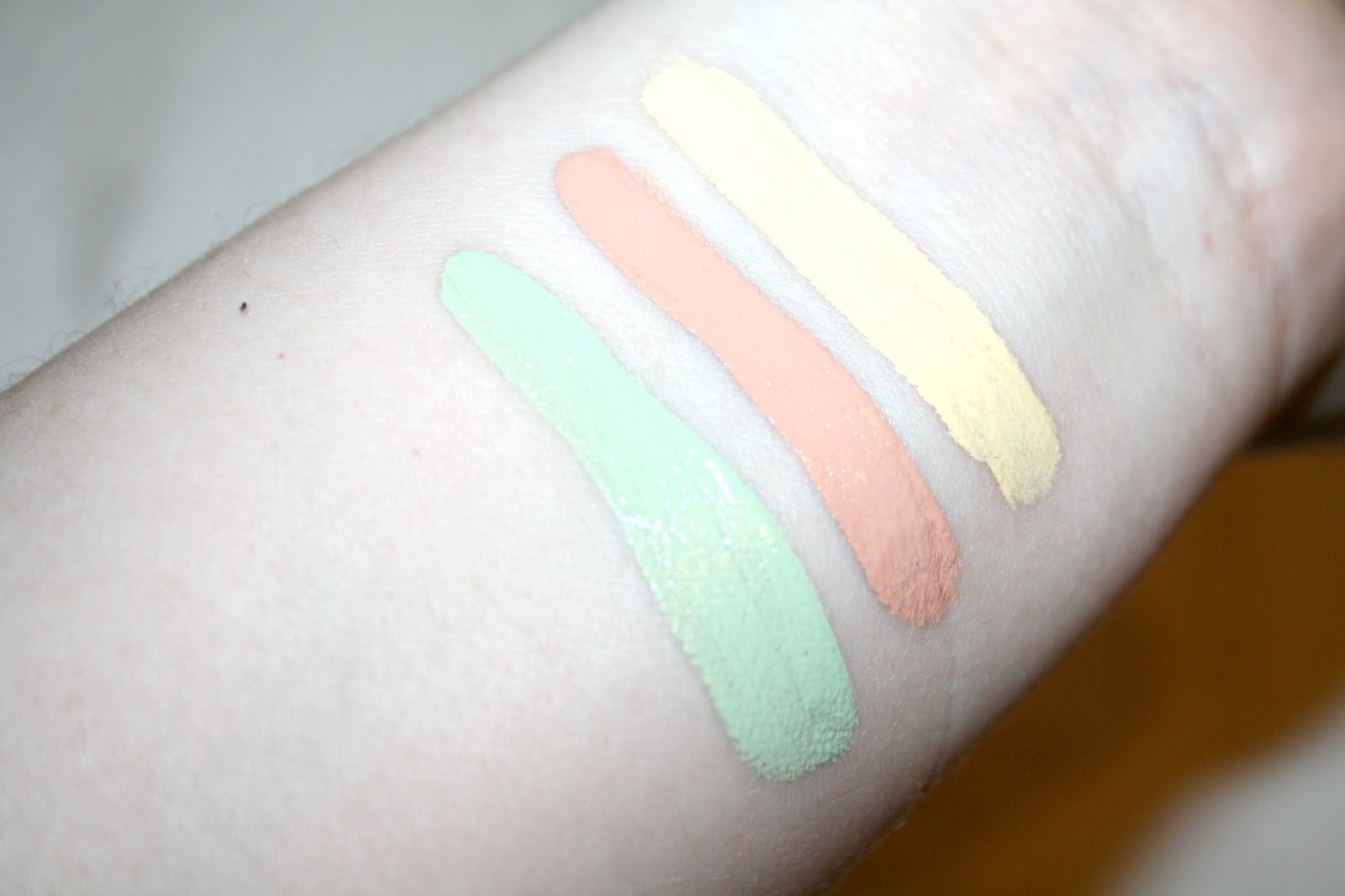 Beautyqueenuk A Uk Beauty And Lifestyle Blog Urban Decay Naked Skin Colour Correcting Fluid