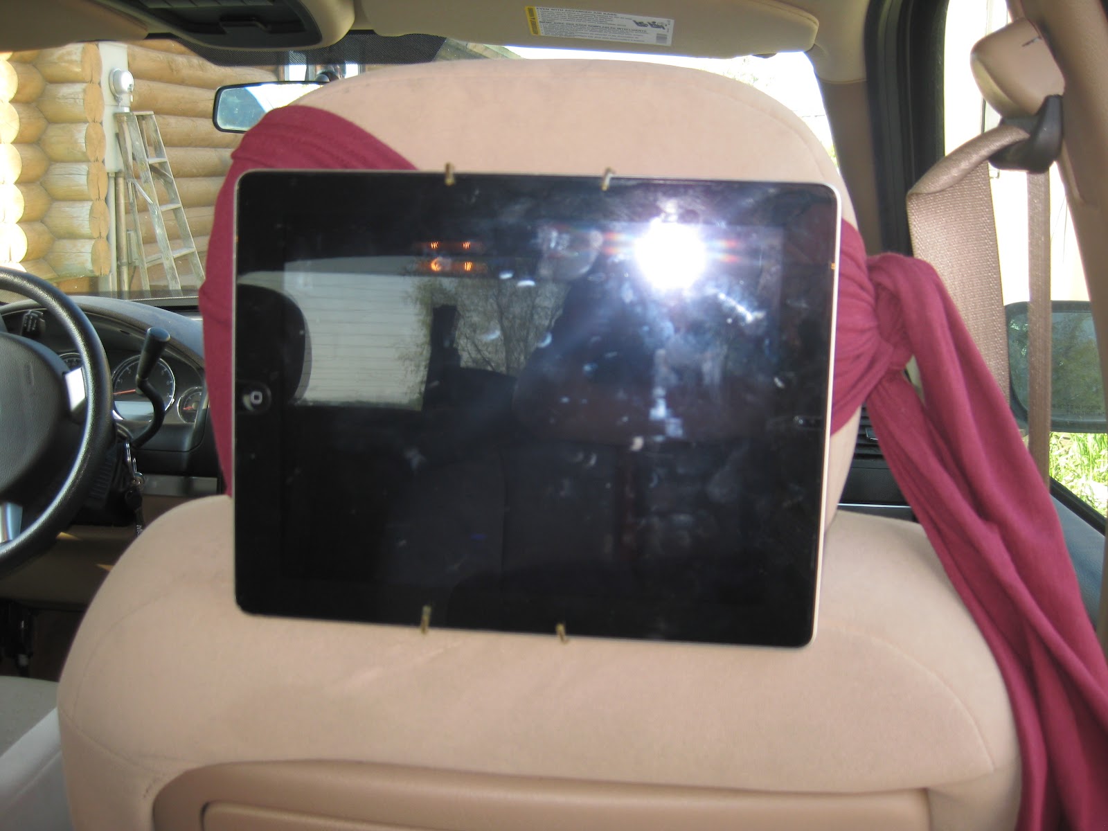 2 Pin or not 2 Pin Quick, in the nick of time, iPad headrest mount