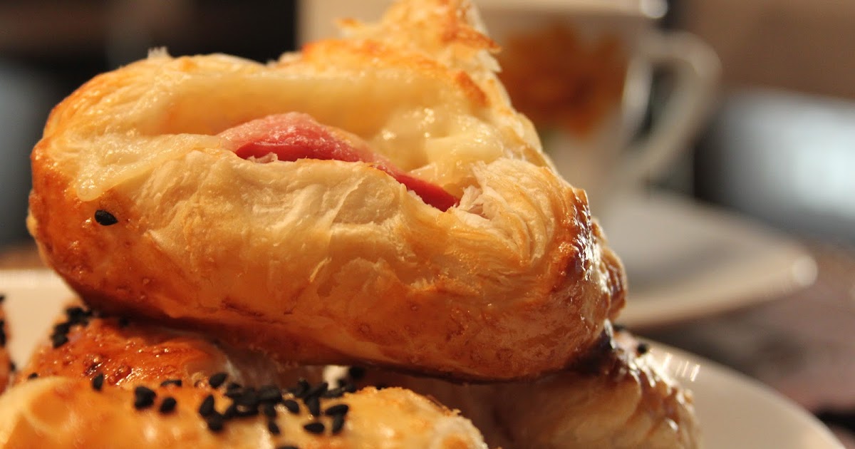 Esen'den Bir Tutam Baharat SOSİSLİ BÖREK