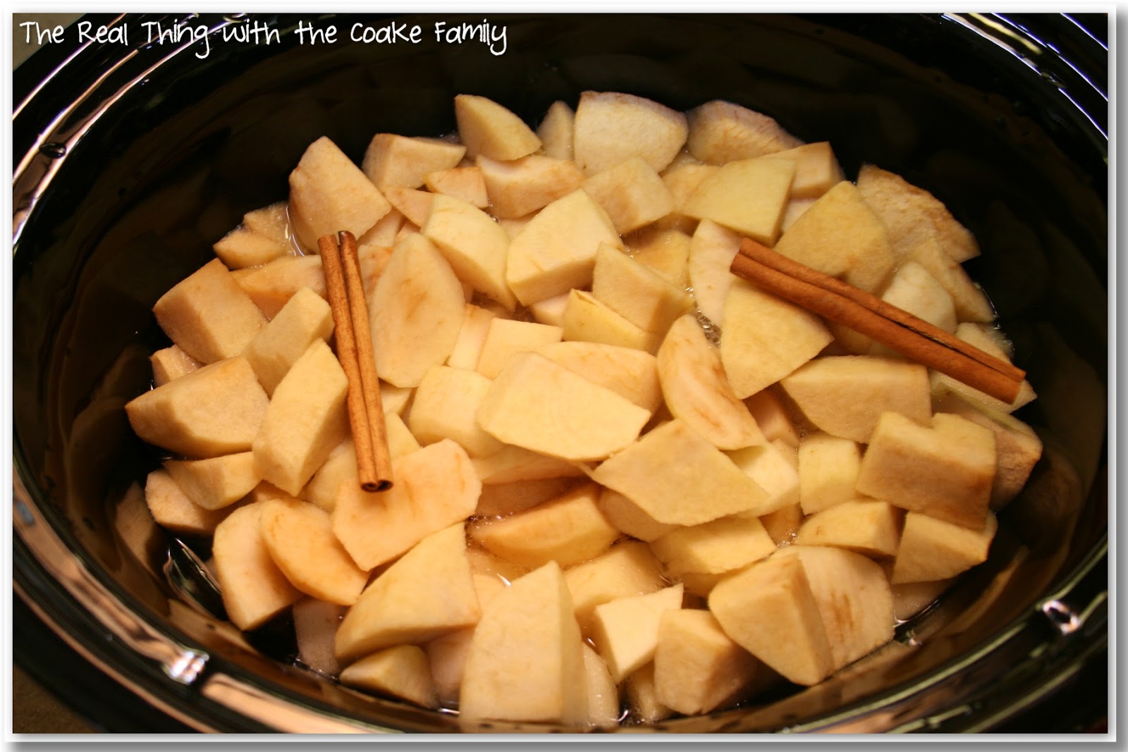 Easy to Make, Delicious Crockpot Applesauce Recipe