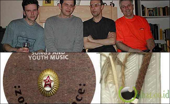 Zoviet*France - 'POPULAR SOVIET SONGS AND YOUTH MUSIC' Zoviet*France - 'POPULAR SOVIET SONGS AND YOUTH MUSIC'