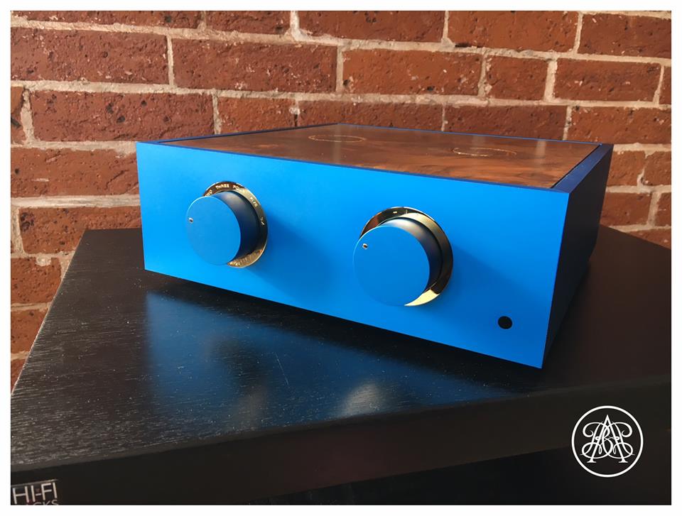 THE BESPOKE AUDIO COMPANY BESPOKE PREAMPLIFIERS M & S Ultimate High