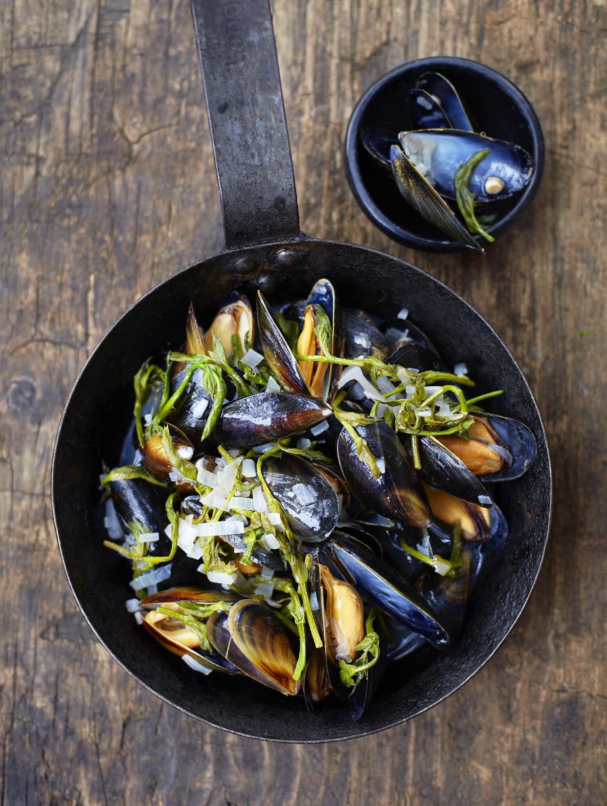 appledrane Mussels steamed in cider with hop shoots